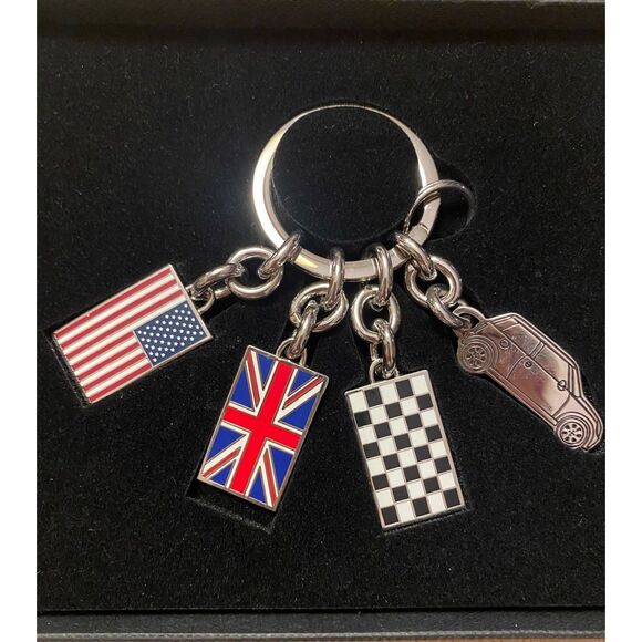 NWT Mini Cooper Mini & Flags Key Ring In Original Box - Picture 1 of 3